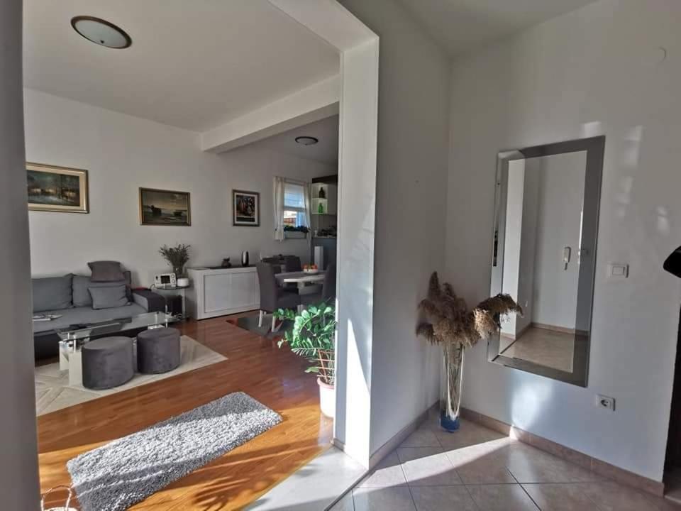 Apartman Kapovic Kastela Dış mekan fotoğraf